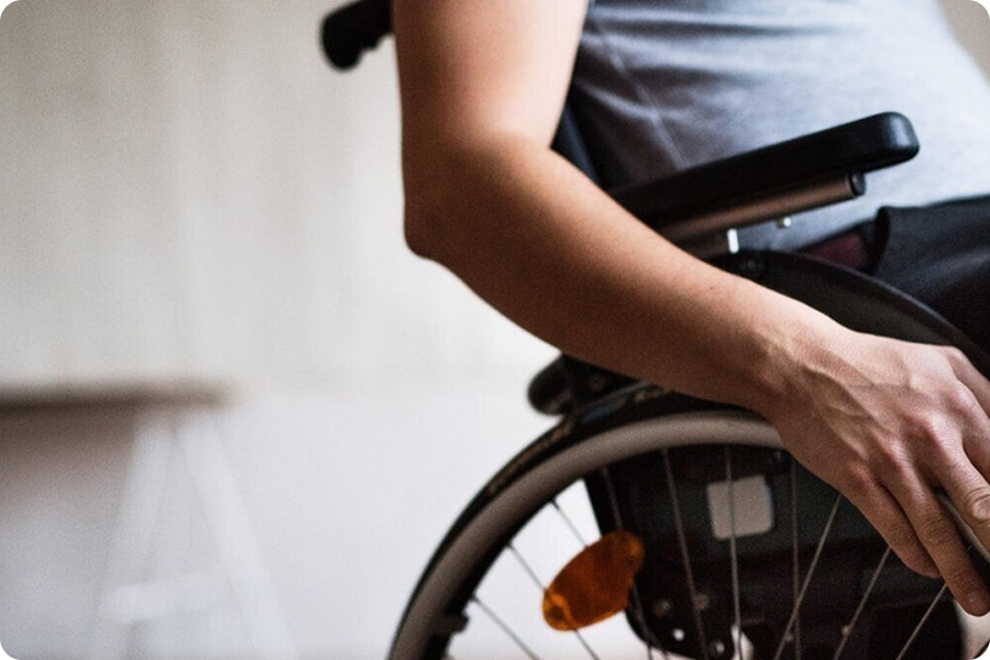 Personas con movilidad reducida: restaurar la movilidad, adecuada para viajes de corta distancia o viajes diarios.